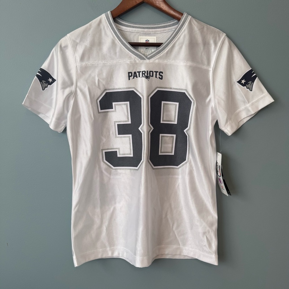 NFL New England Patriots Rhamondre Stevenson #38 Girls Jersey XL 14/16 White NWT - Picture 10 of 10